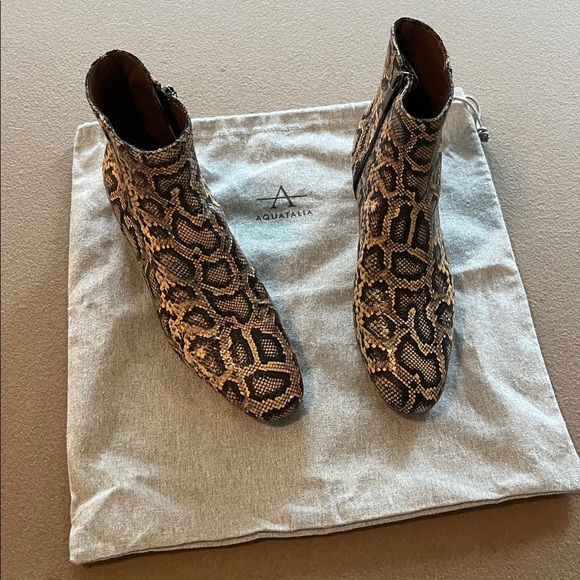 Aquatalia Ulyssa Snakeskin Ankle Wedge/Booties  Size 7 - Picture 10 of 11